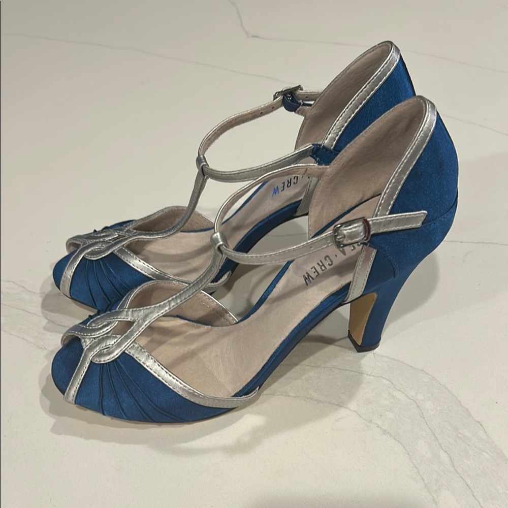 Chelsea Crew Lavana size 39 Blue and Silver Women's Heels GUC